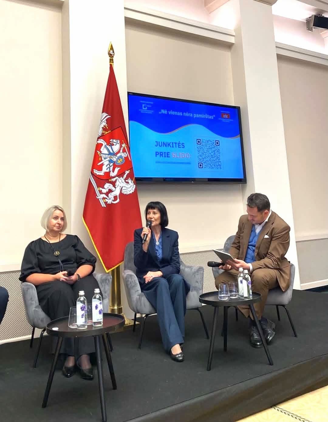 Projekto „Nė vienas nėra pamirštas“ renginys „Skaitmeninis ryšys, kuris keičia gyvenimus“